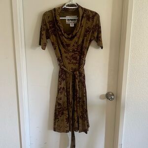 Effie’s Heart dress. Tan and maroon.